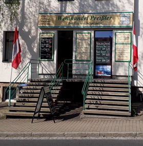 Weinladen auf der Burgker Strasse in Freital bei Dresden Weinladen auf der Burgker Strasse in Freital bei Dresden
